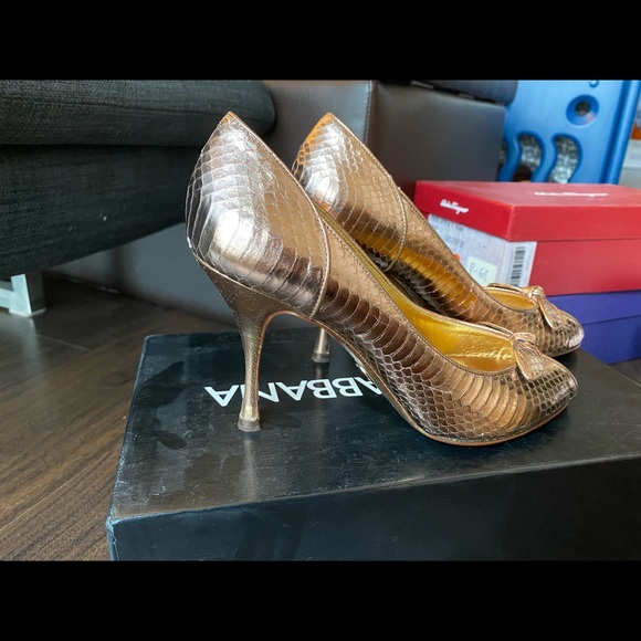 Like New D&G Metallic Heels - Picture 2 of 6
